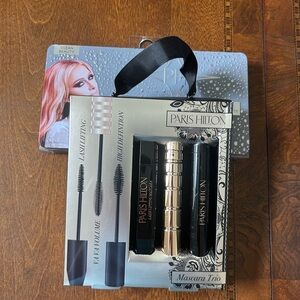Paris Hilton 24pc Eyeshadow Palette & Mascara Trio Set